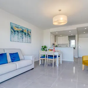 Lovely 2 Bedroom In Albur Village Lote A With Pool View Apartment
